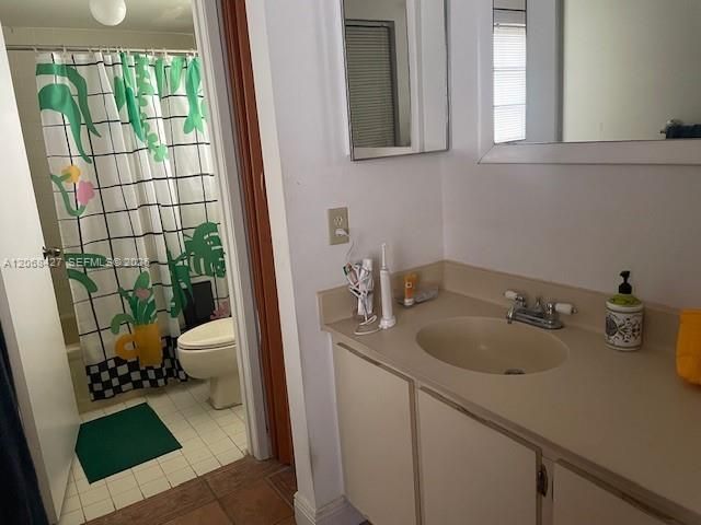 В аренду: $2,300 (2 спален, 2 ванн, 1040 Квадратных фут)