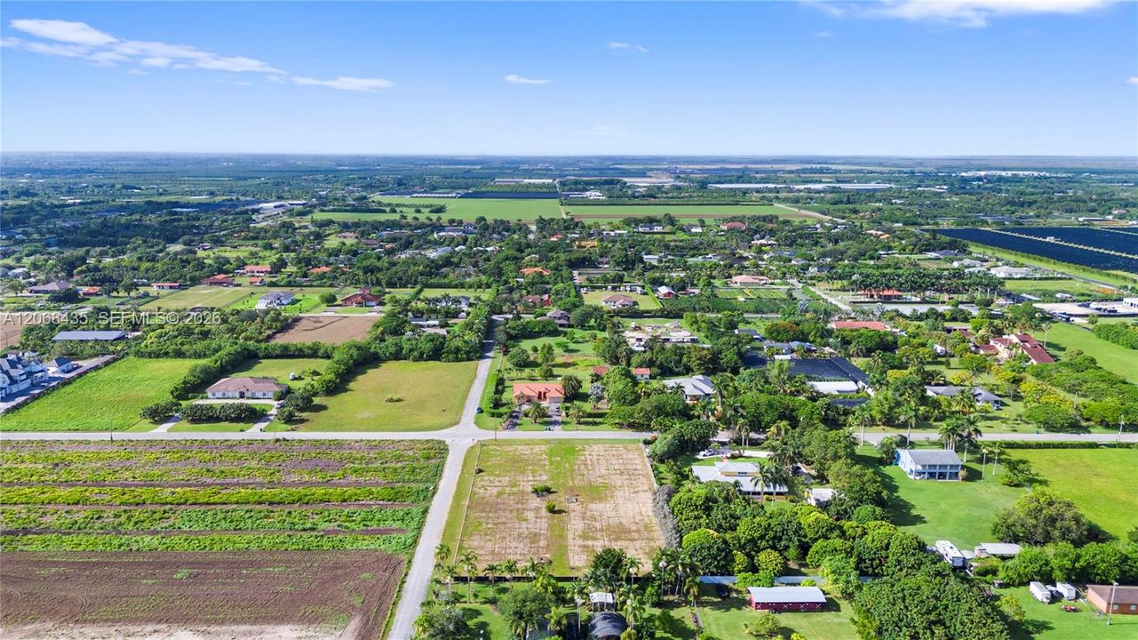 En Venta: $459,999 (125.00 acres)