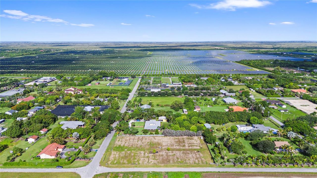 En Venta: $459,999 (125.00 acres)