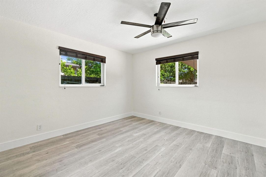 19-web-or-mls-6530-hayes-st