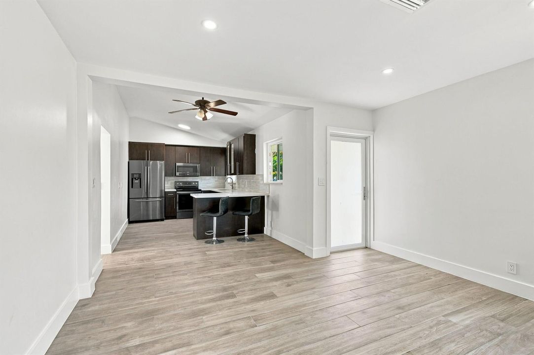 7-web-or-mls-6530-hayes-st