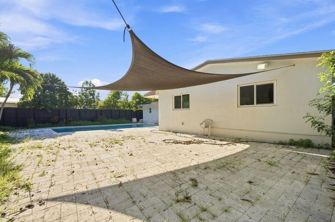 24-web-or-mls-6530-hayes-st