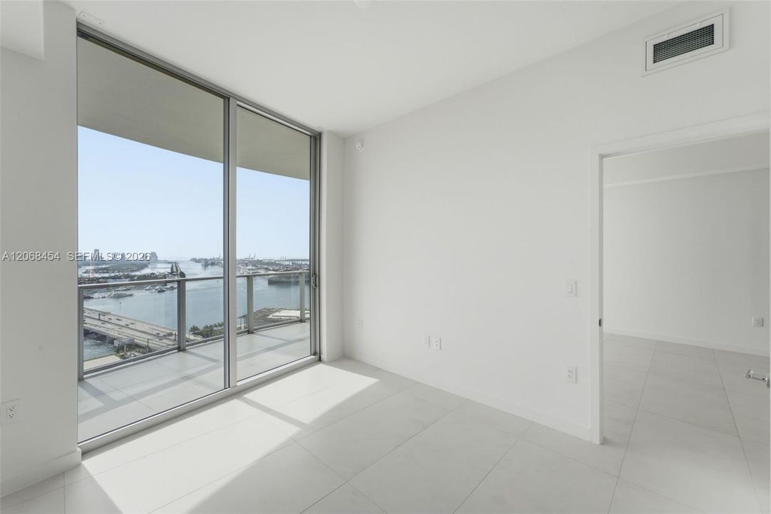 For Sale: $1,350,000 (1 beds, 2 baths, 1216 Square Feet)