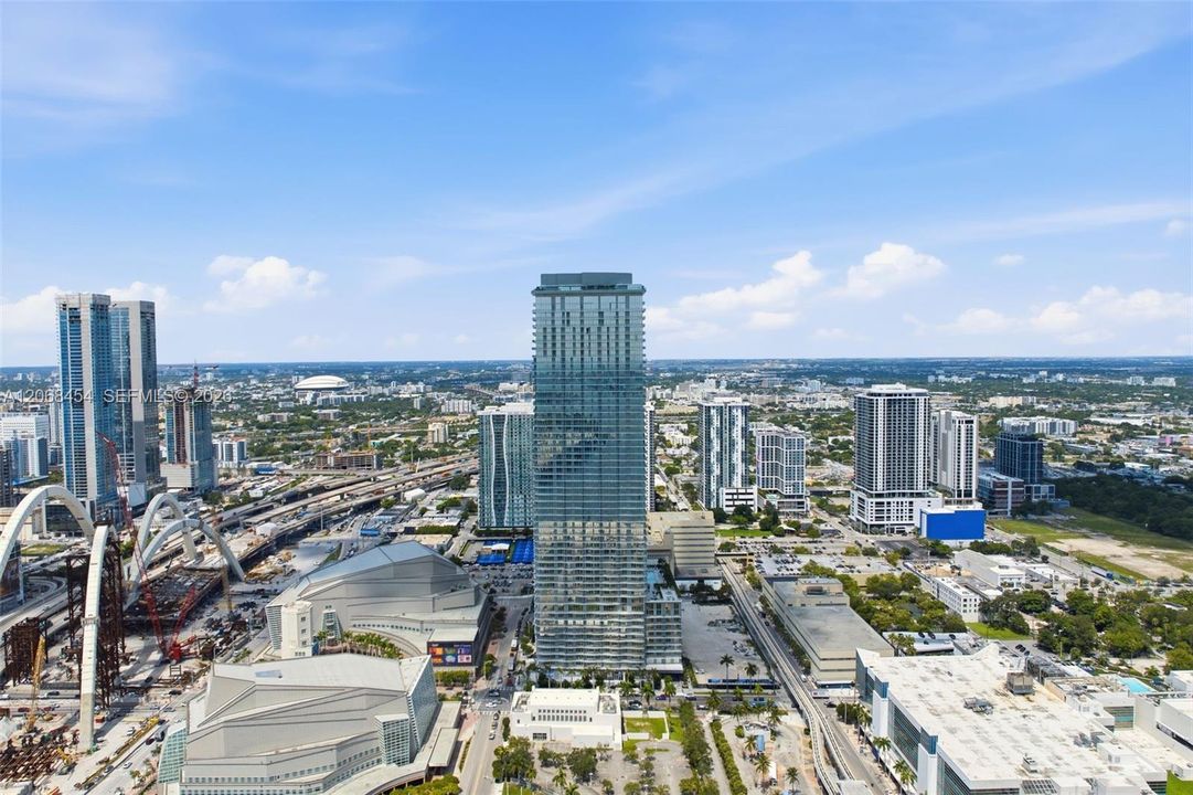 For Sale: $1,350,000 (1 beds, 2 baths, 1216 Square Feet)