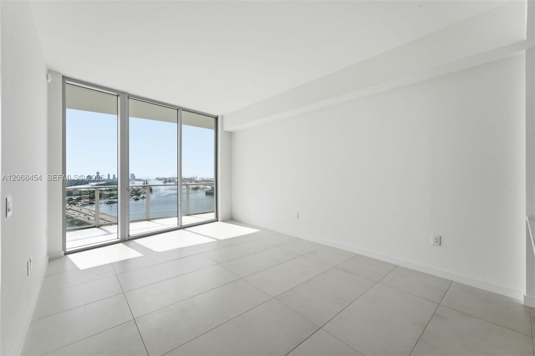 For Sale: $1,350,000 (1 beds, 2 baths, 1216 Square Feet)