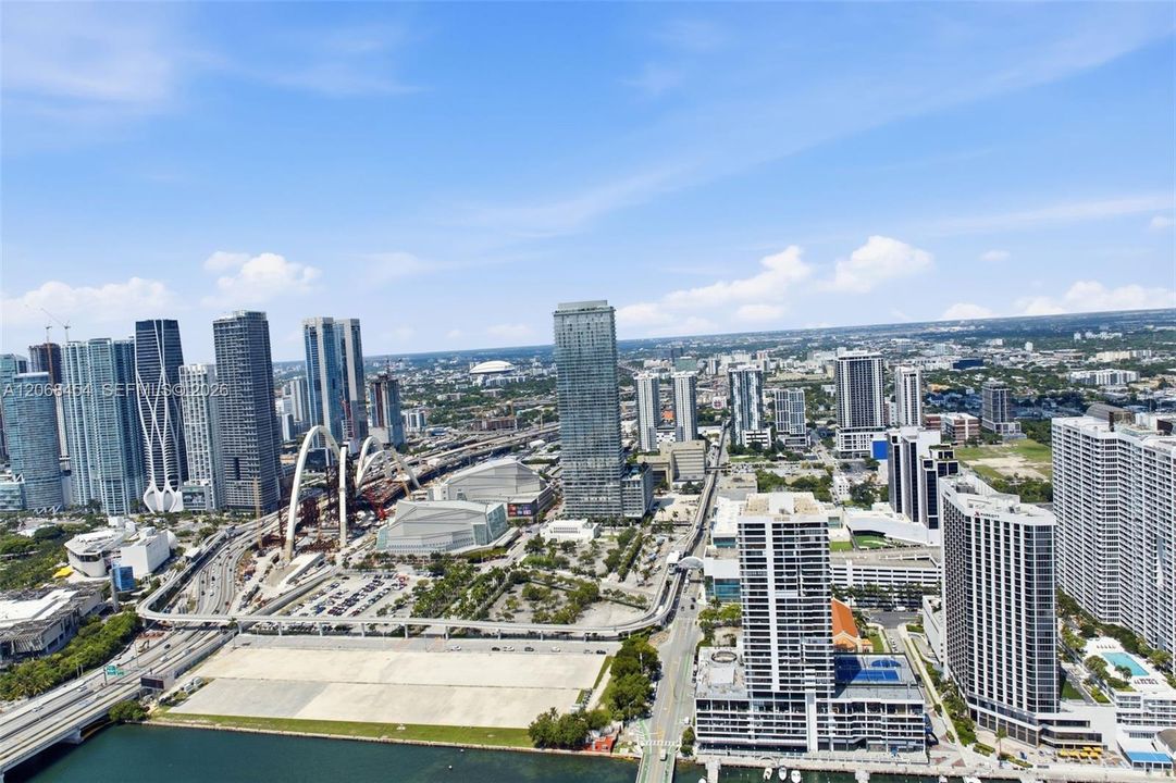 For Sale: $1,350,000 (1 beds, 2 baths, 1216 Square Feet)