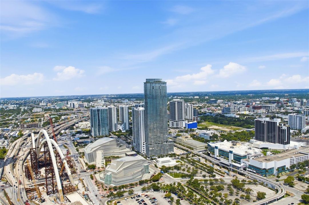For Sale: $1,350,000 (1 beds, 2 baths, 1216 Square Feet)