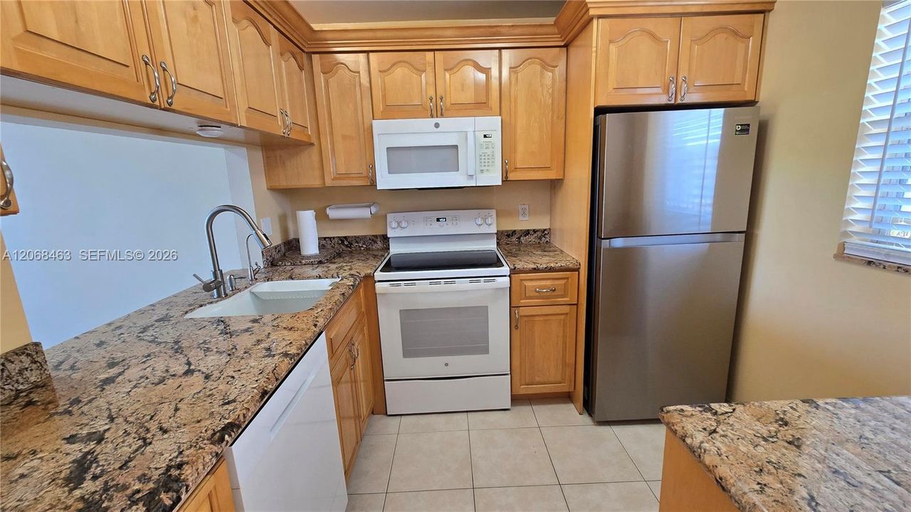 En Venta: $179,990 (2 camas, 2 baños, 970 Pies cuadrados)
