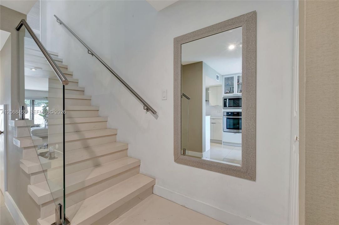 For Rent: $2,900 (2 beds, 2 baths, 1200 Square Feet)