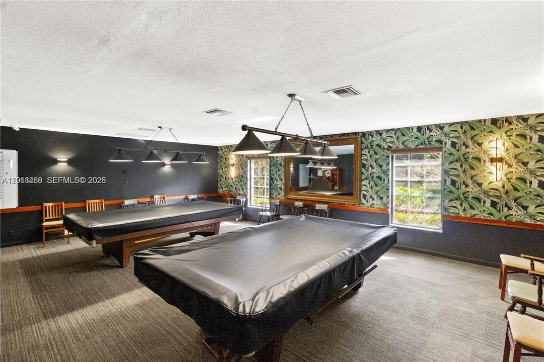 For Sale: $90,000 (1 beds, 1 baths, 680 Square Feet)