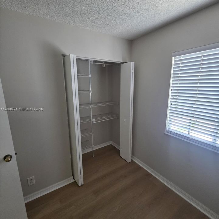 For Rent: $2,900 (3 beds, 2 baths, 1652 Square Feet)