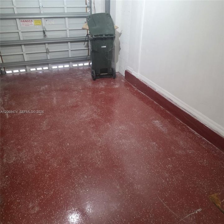 For Rent: $2,900 (3 beds, 2 baths, 1652 Square Feet)