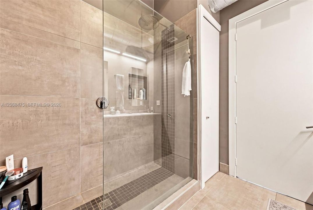 For Sale: $749,900 (2 beds, 2 baths, 1596 Square Feet)