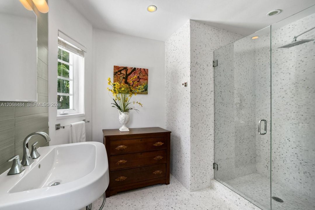 For Sale: $4,450,000 (3 beds, 3 baths, 2481 Square Feet)