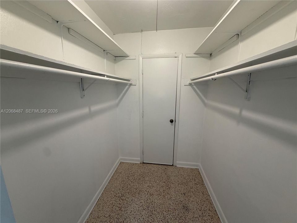 Recently Rented: $3,600 (3 beds, 2 baths, 1202 Square Feet)