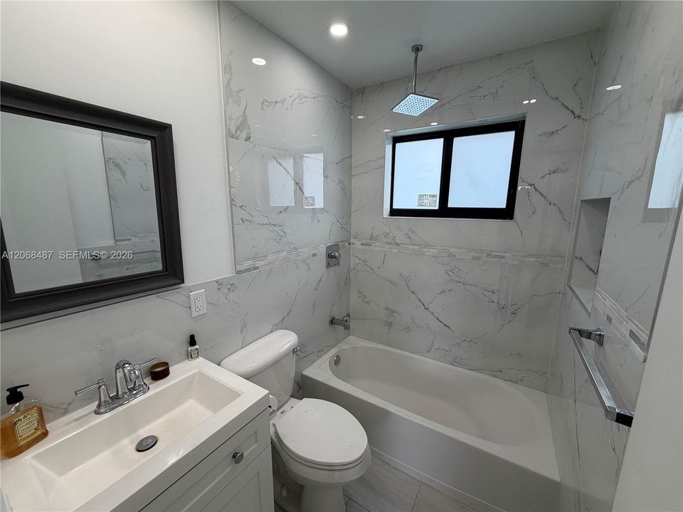 Recently Rented: $3,600 (3 beds, 2 baths, 1202 Square Feet)