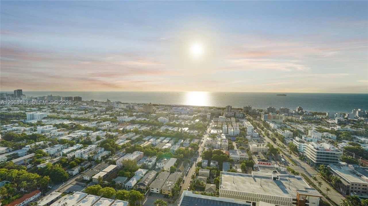 For Sale: $4,695,000 (3 beds, 3 baths, 1969 Square Feet)