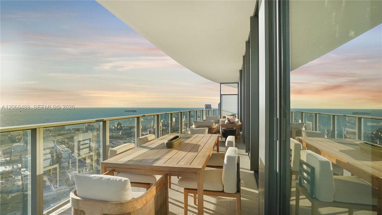 For Sale: $4,695,000 (3 beds, 3 baths, 1969 Square Feet)