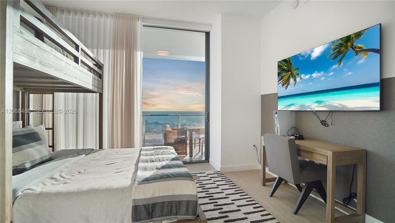 For Sale: $4,695,000 (3 beds, 3 baths, 1969 Square Feet)