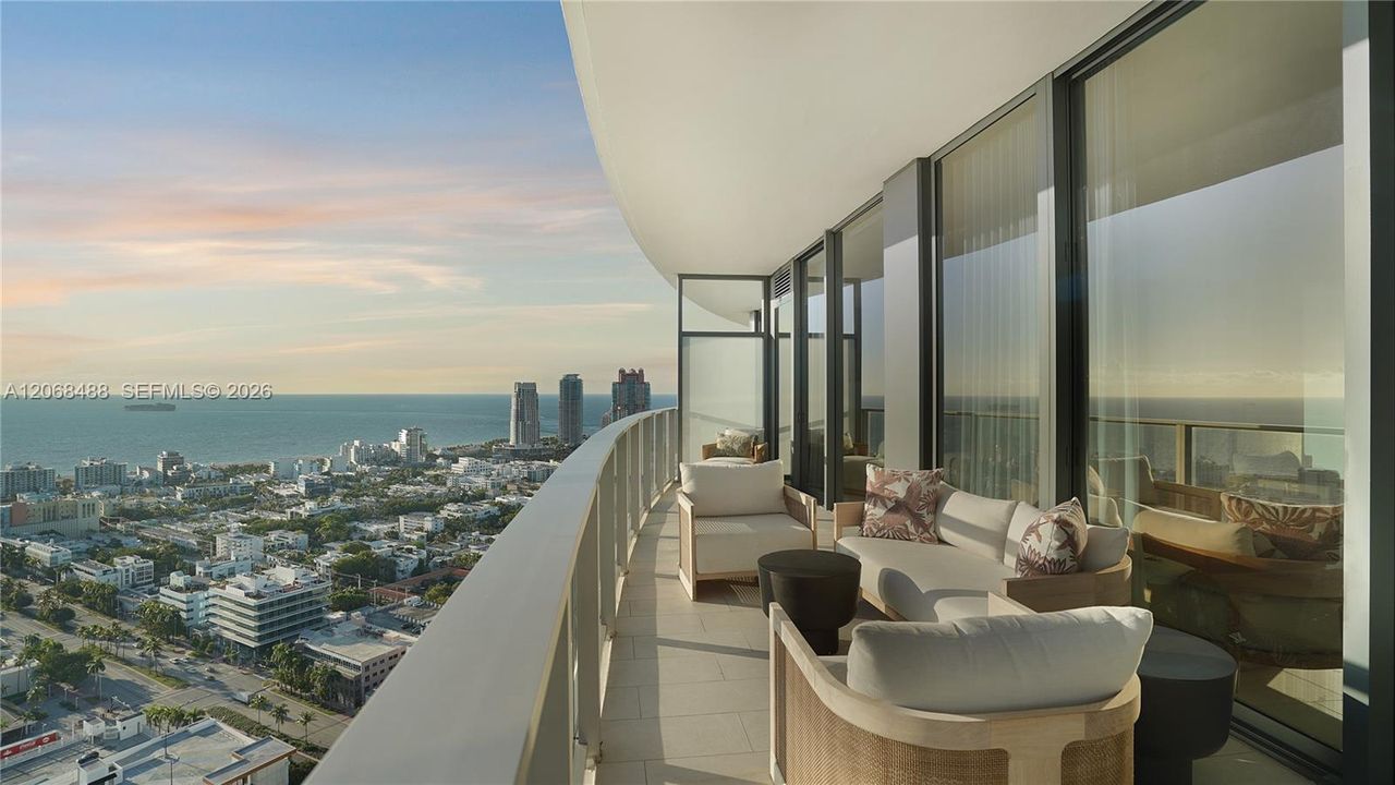 For Sale: $4,695,000 (3 beds, 3 baths, 1969 Square Feet)