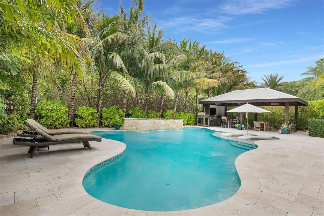 For Sale: $1,975,000 (3 beds, 2 baths, 1761 Square Feet)