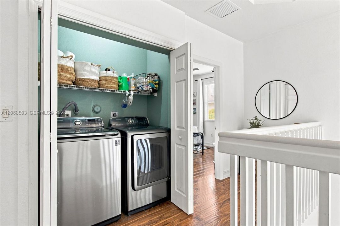 For Sale: $525,000 (3 beds, 2 baths, 1776 Square Feet)