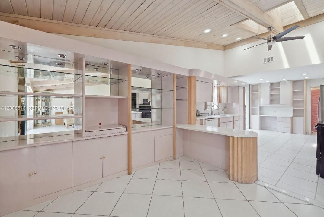 For Sale: $680,000 (3 beds, 2 baths, 2378 Square Feet)