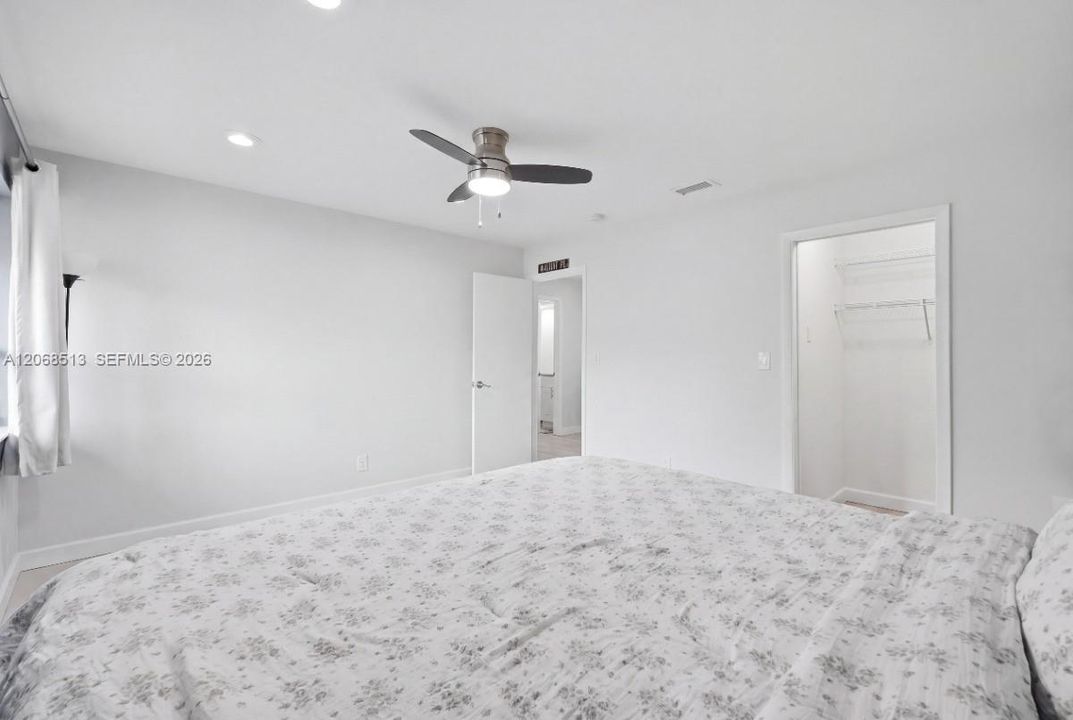 For Sale: $680,000 (3 beds, 2 baths, 2378 Square Feet)