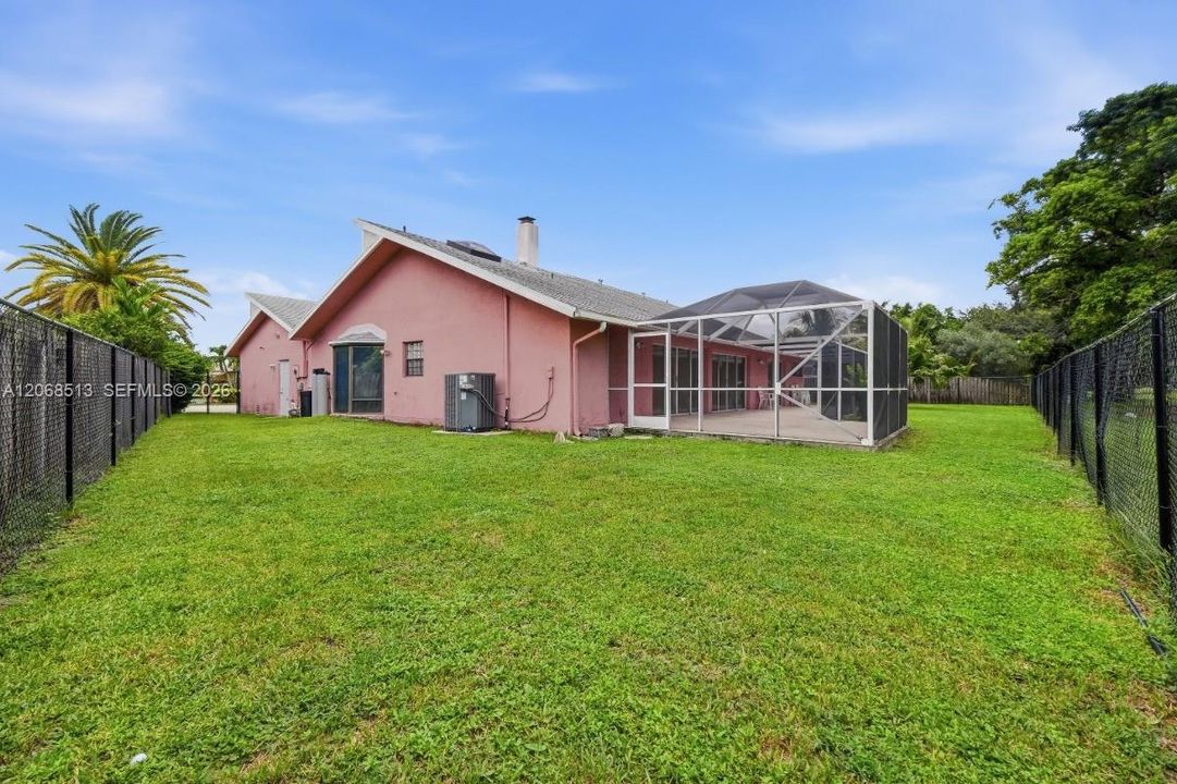 For Sale: $680,000 (3 beds, 2 baths, 2378 Square Feet)