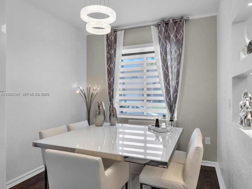 For Rent: $4,900 (4 beds, 2 baths, 2368 Square Feet)