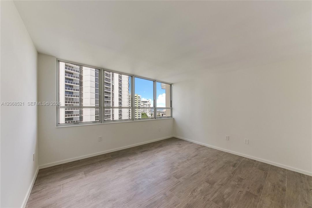 For Rent: $9,000 (2 beds, 2 baths, 1733 Square Feet)
