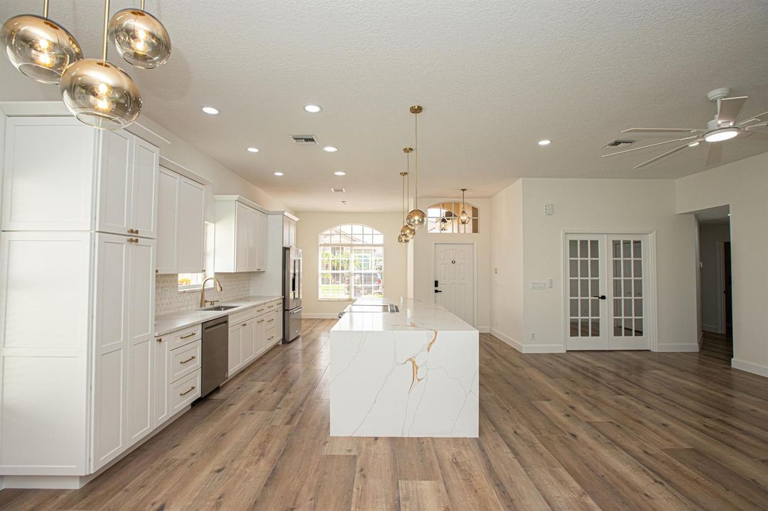 Dining room to entance