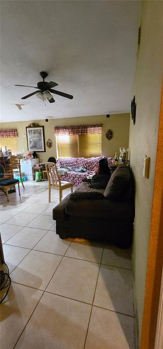 For Sale: $589,900 (3 beds, 2 baths, 1452 Square Feet)