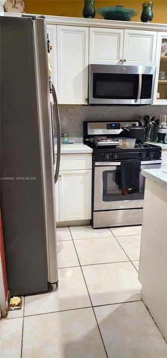 For Sale: $589,900 (3 beds, 2 baths, 1452 Square Feet)