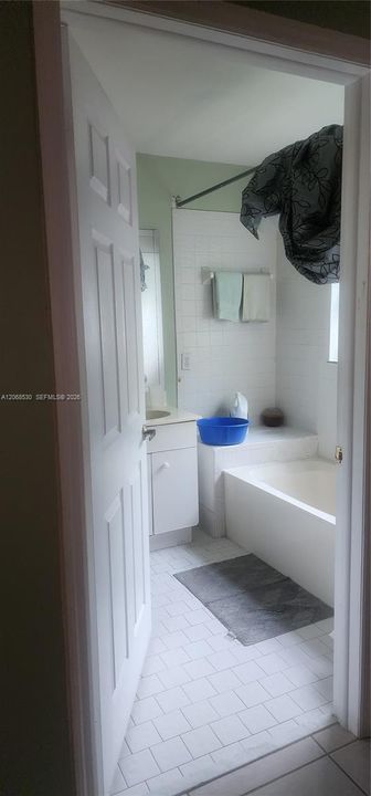 For Sale: $589,900 (3 beds, 2 baths, 1452 Square Feet)