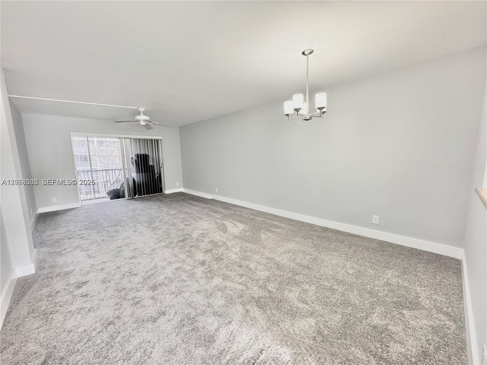 For Rent: $1,850 (2 beds, 2 baths, 990 Square Feet)