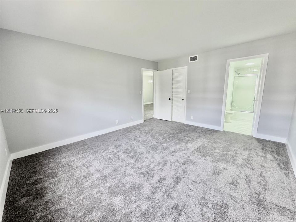For Rent: $1,850 (2 beds, 2 baths, 990 Square Feet)