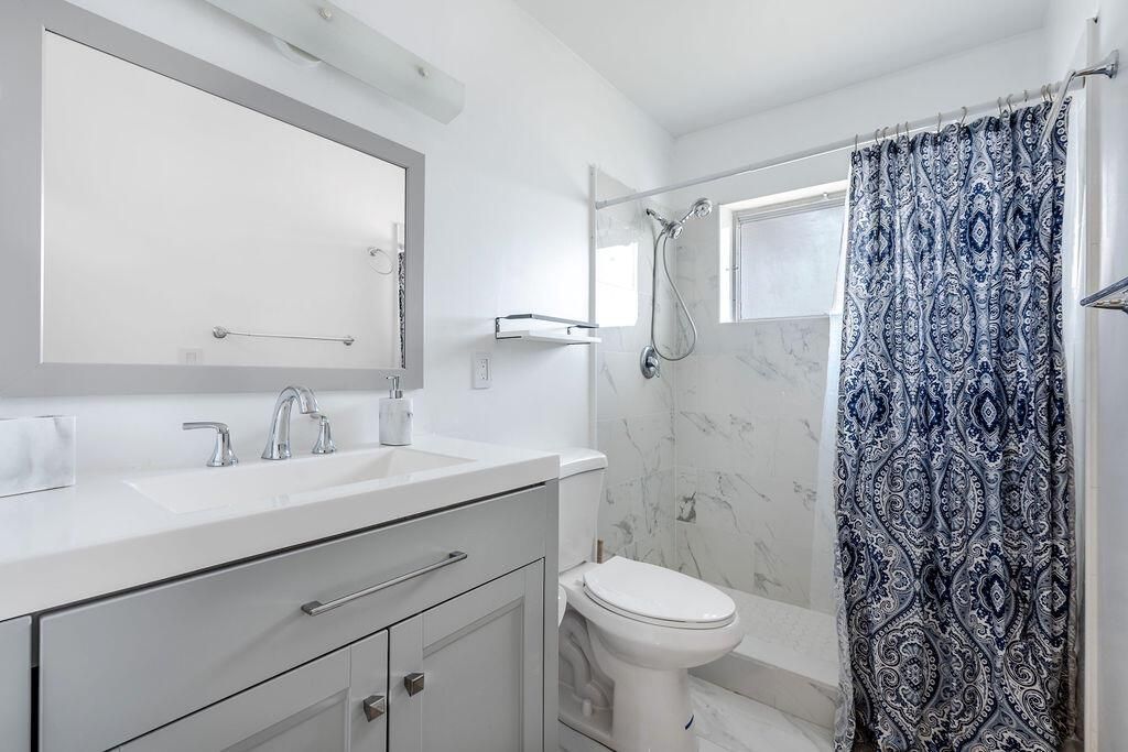 2523DudleyDr.BWPB-10