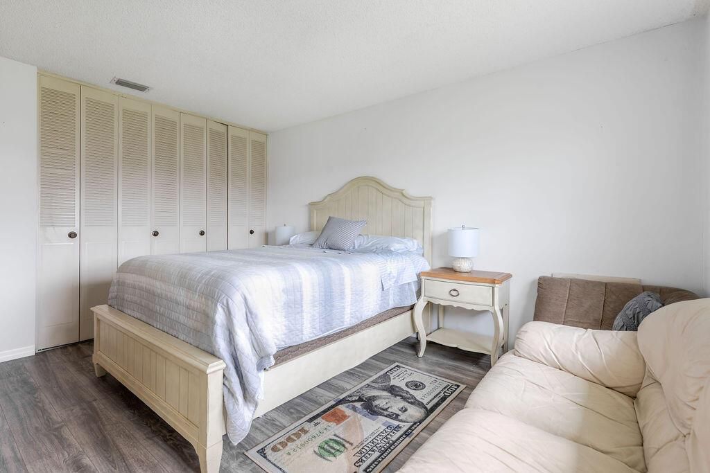 2523DudleyDr.BWPB-13