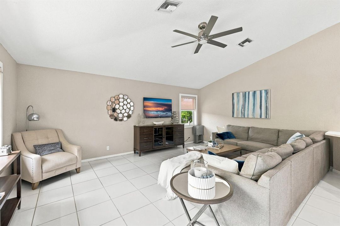 23_20369_hacienda_ct_boca_raton_fl_33498