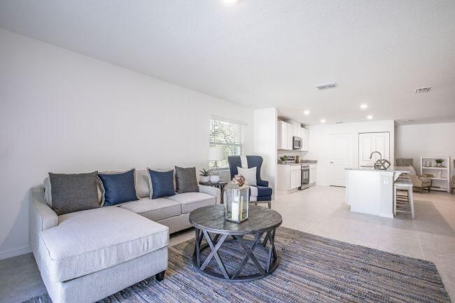 violet-LRG-4a