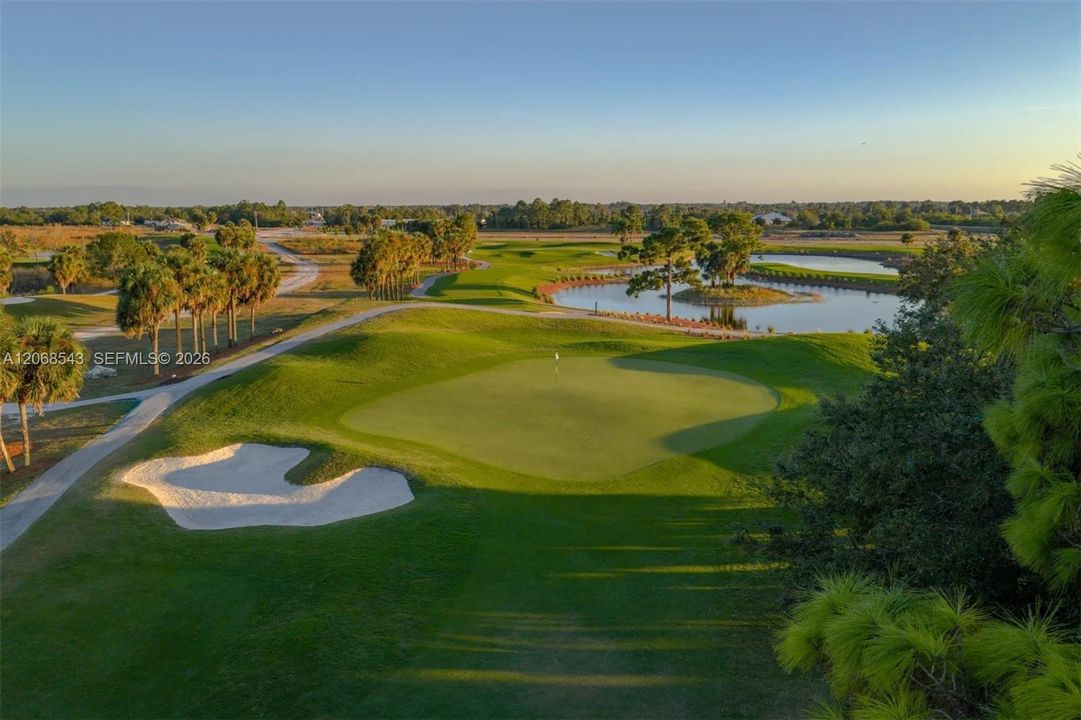 На продажу: $99,500 (0.30 acres)