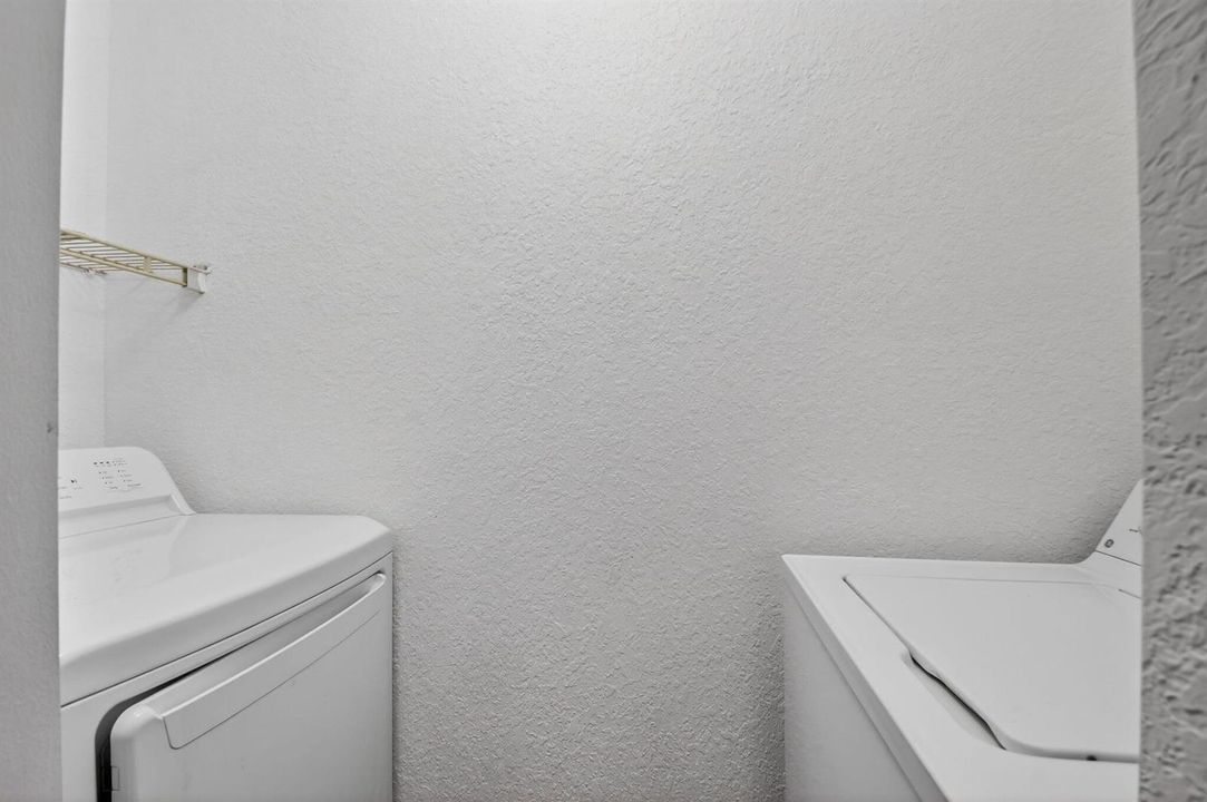 IN UNIT WASHER DRYER