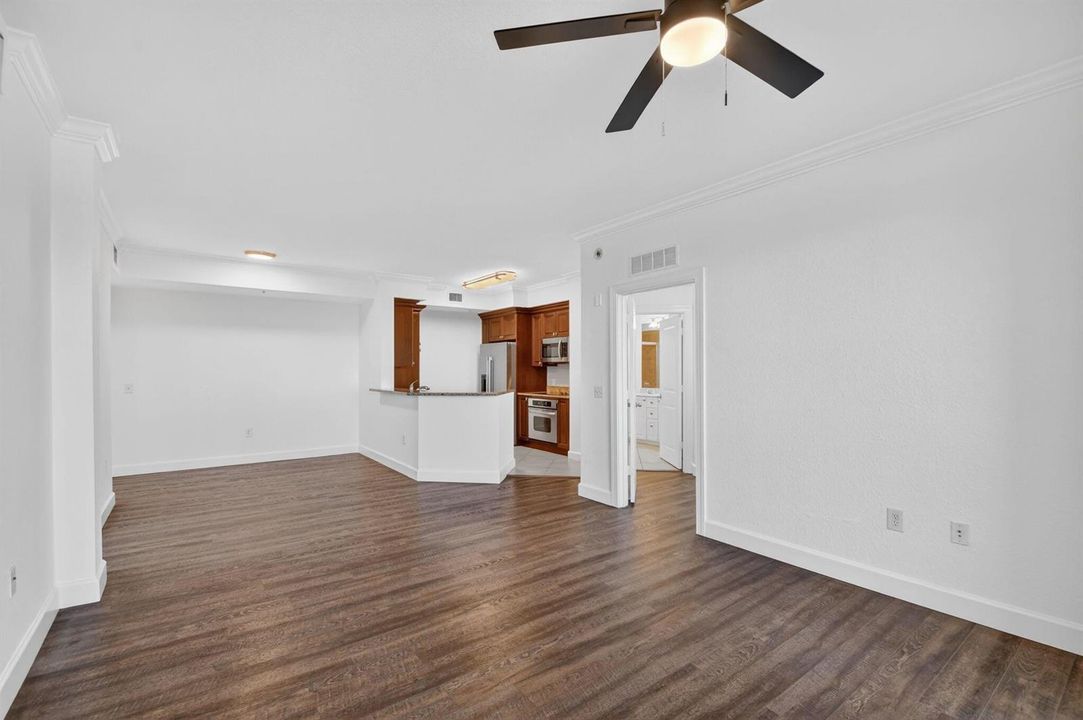 LIVING ROOM TO KITCHEN