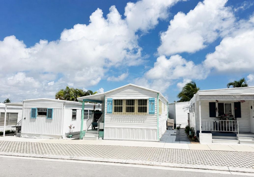6 Briny Breezes Boulevard