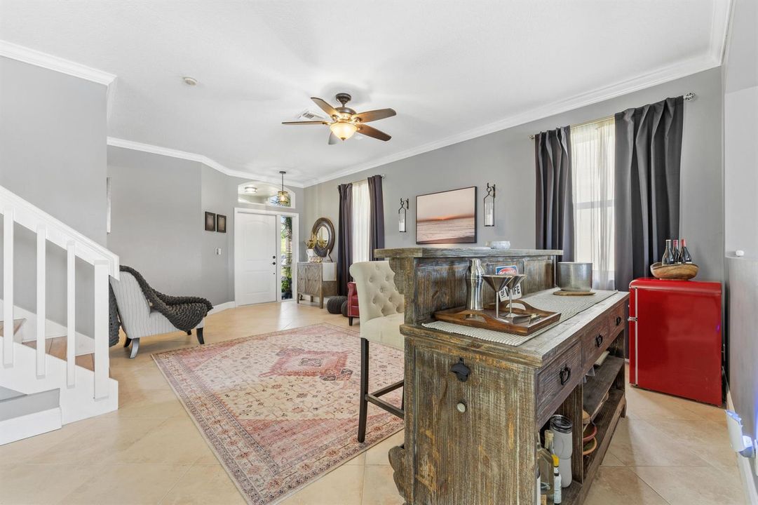 LIVING ROOM AREA