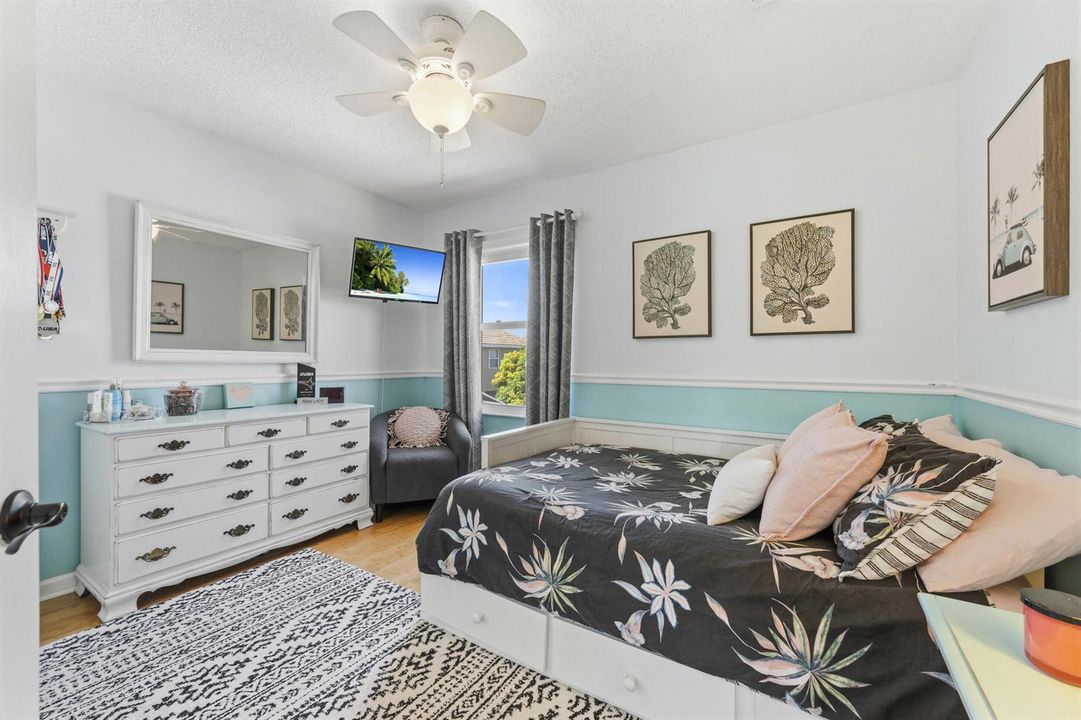 FOURTH BEDROOM