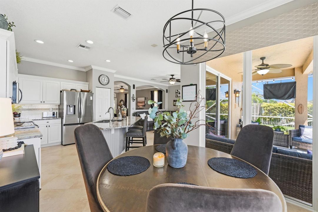 COZY DINING AREA