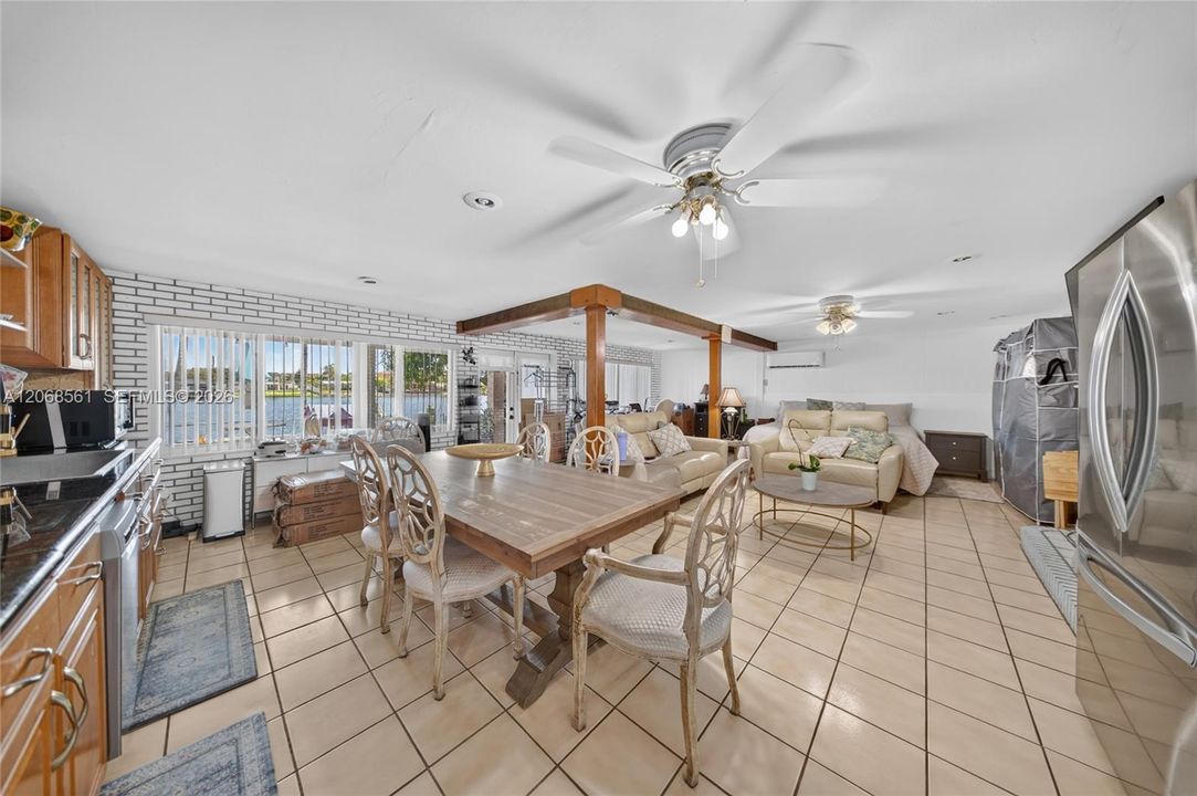 For Sale: $825,000 (3 beds, 2 baths, 2368 Square Feet)