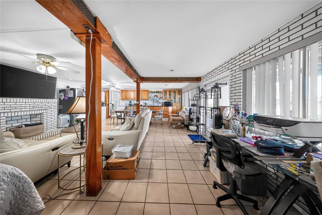 For Sale: $825,000 (3 beds, 2 baths, 2368 Square Feet)